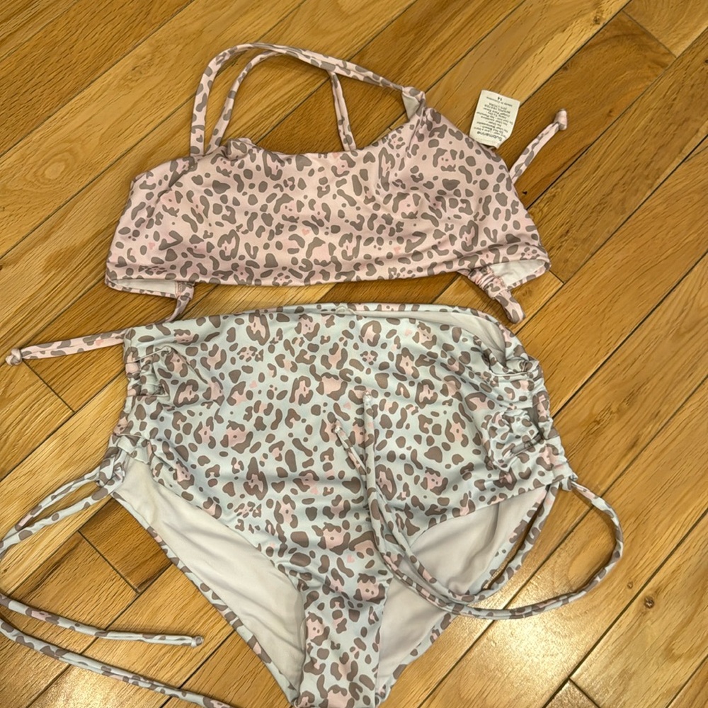 Submarine bikini